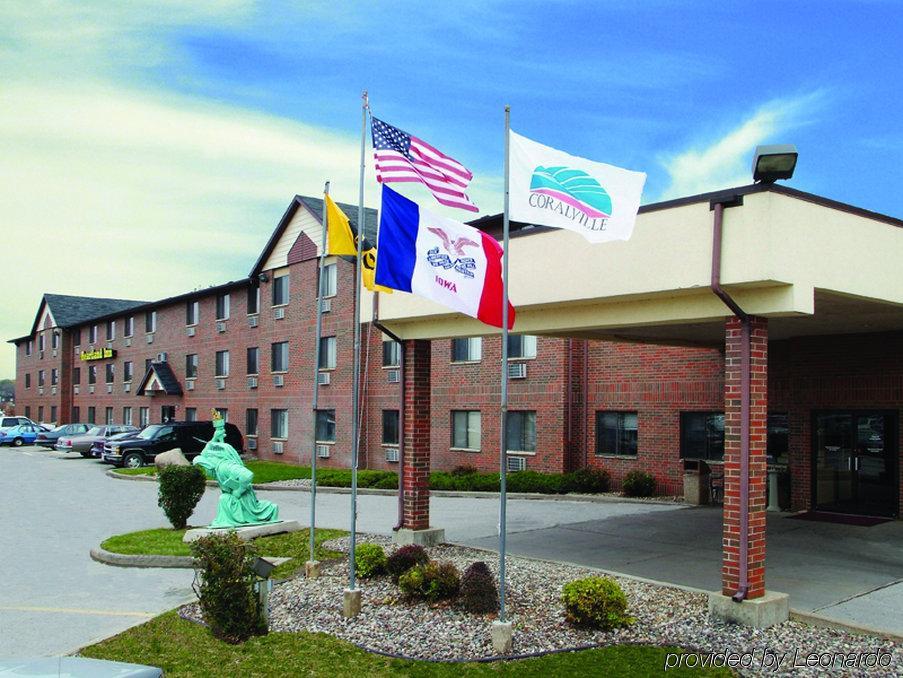 Heartland Inn קוראלוויל מראה חיצוני תמונה