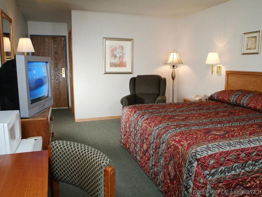 Heartland Inn קוראלוויל מראה חיצוני תמונה