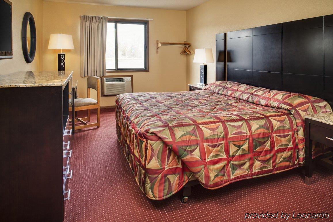 Heartland Inn קוראלוויל מראה חיצוני תמונה