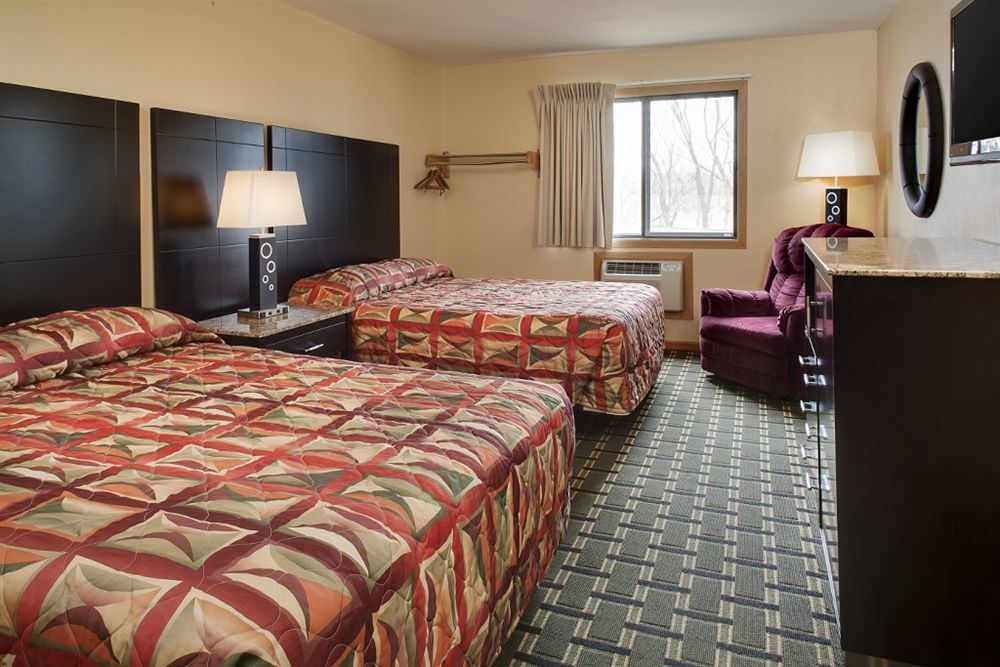 Heartland Inn קוראלוויל מראה חיצוני תמונה