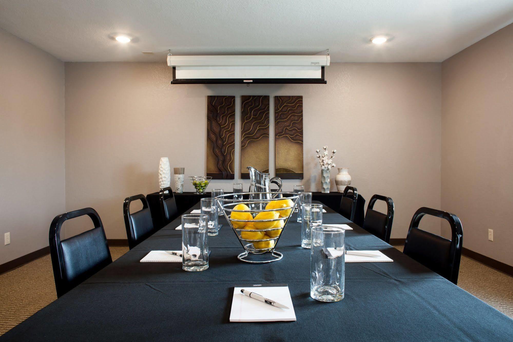 Heartland Inn קוראלוויל מראה חיצוני תמונה