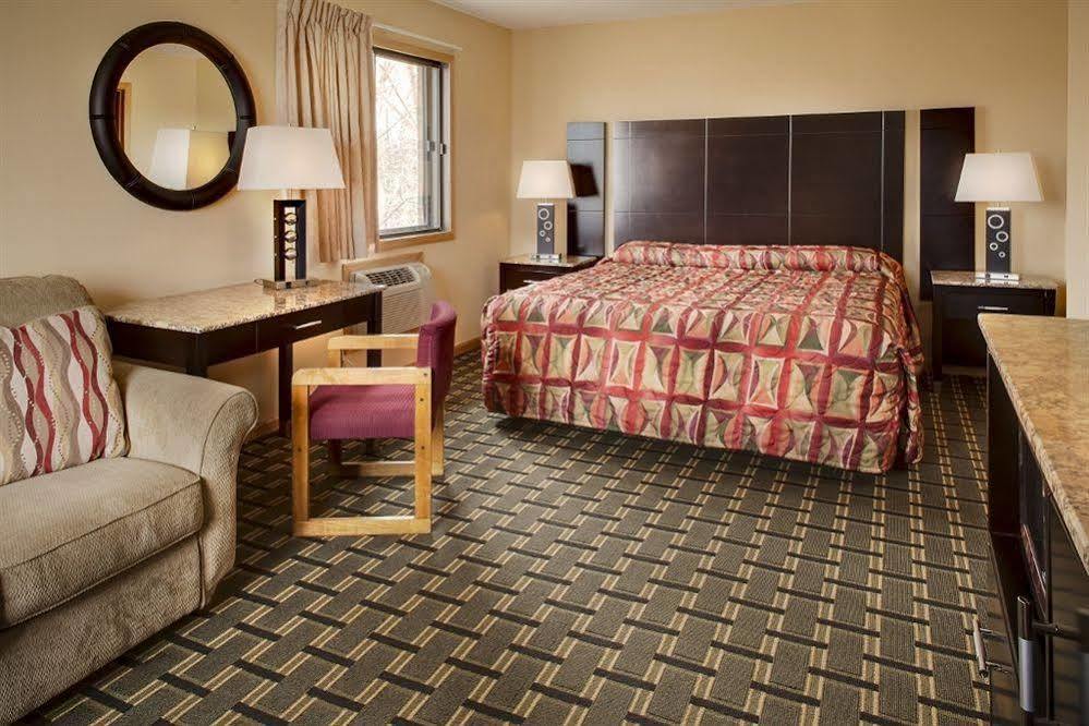 Heartland Inn קוראלוויל מראה חיצוני תמונה